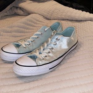 Converse velvet low tops